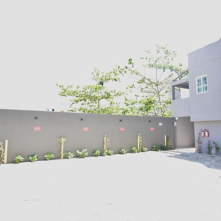 شقة Residencial Melfi 3 Ap.2 Frente بومبينهاس المظهر الخارجي الصورة